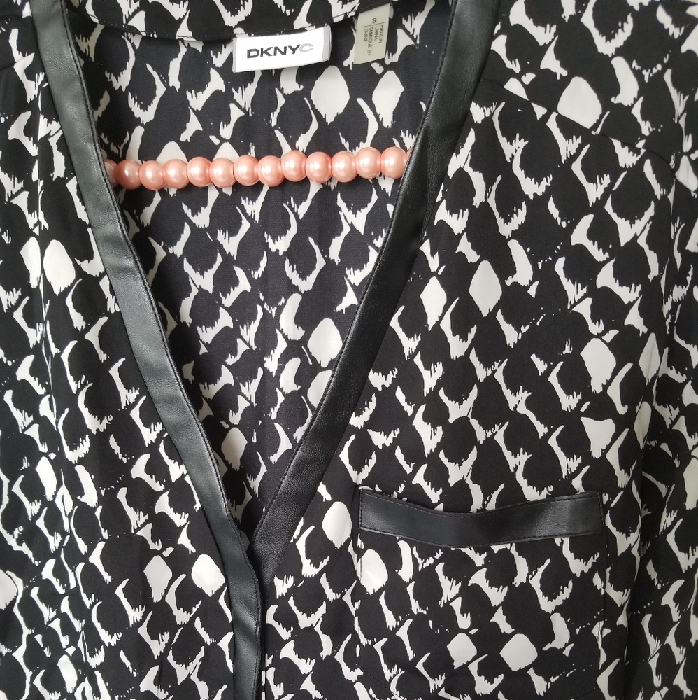 DKNY shirt NWOT